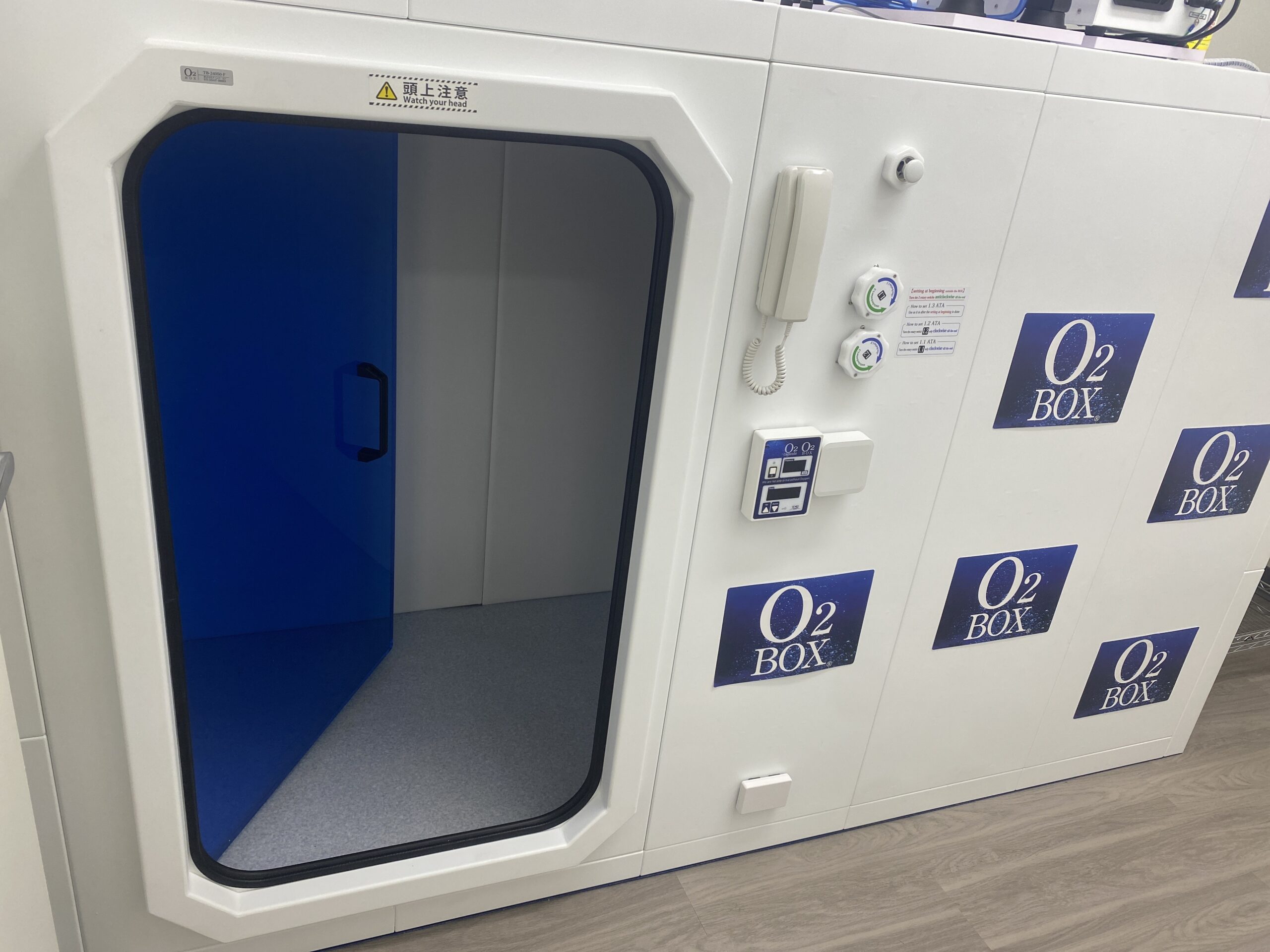 Hyperbaric oxygen chamber at LA Ortho and Wellness
